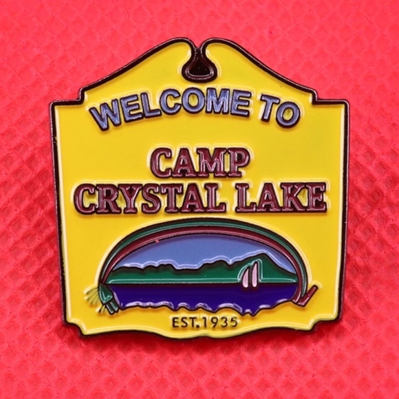 Welcome To Camp Crystal Lake Sign Enamel Pin - Picture 1 of 4